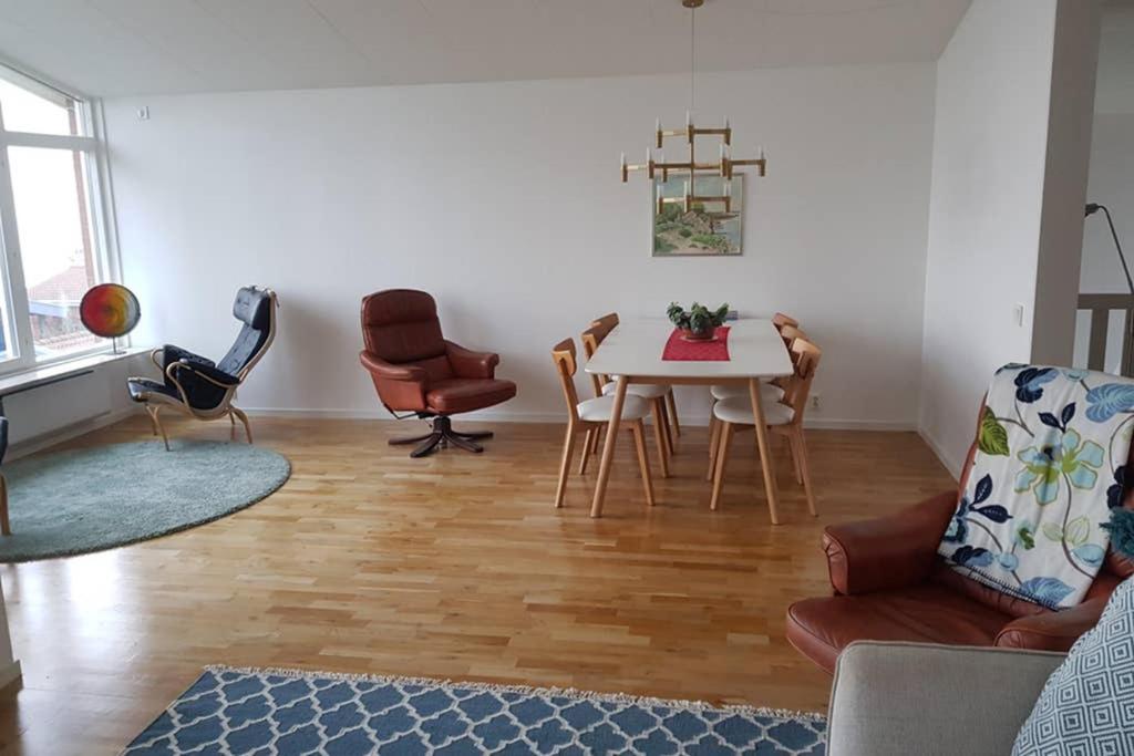 Modern Villa I Arild Med Spektakulaer Havsutsikt. المظهر الخارجي الصورة